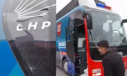 Trabzon'da CHP seçim otobüsüne taşlı saldırı